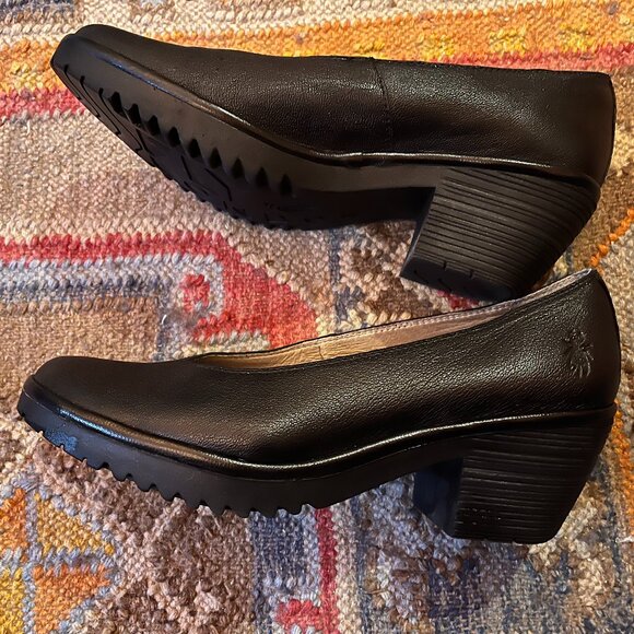 FLY London black slip on heels, EU size 41 - Picture 1 of 7